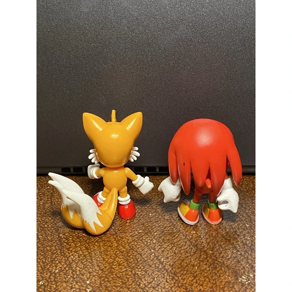 Sega TOMY Sonic The Hedgehog loose Action Figures Knuckles & Tails 2